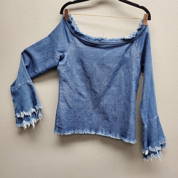 VENUS Tops - Venus Off Shoulder Denim Shirt Womens Large Frayed Bell Sleeve Boho Pullover